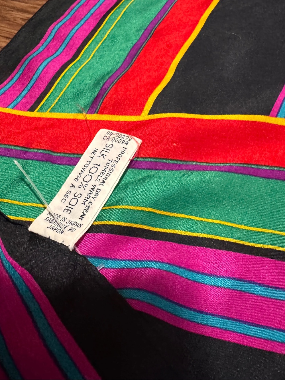 Liz Claiborne 1980s Abstract Striped Silk Scarf - Picture 4 of 4